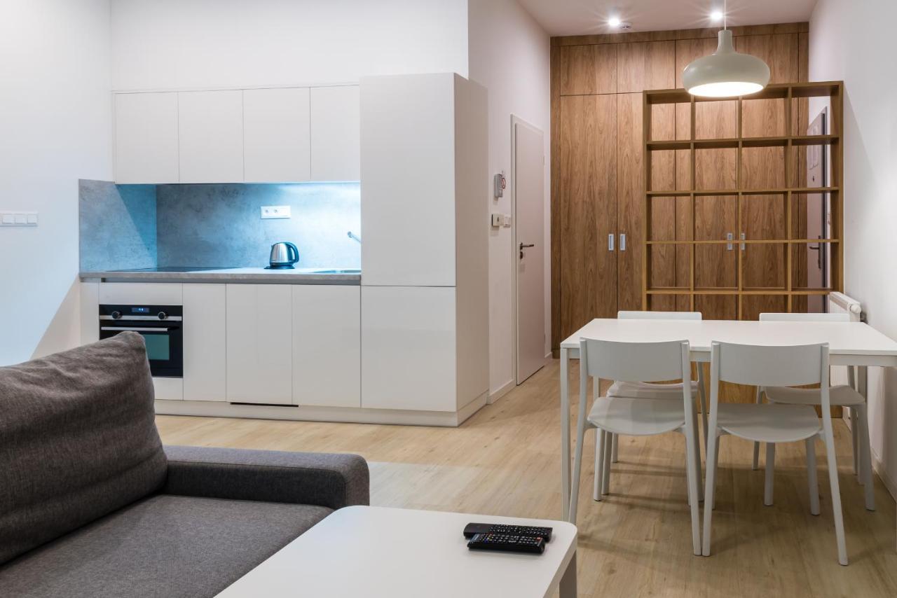City Castle Apartments Free Parking ブラチスラヴァ エクステリア 写真