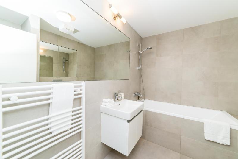 City Castle Apartments Free Parking ブラチスラヴァ エクステリア 写真