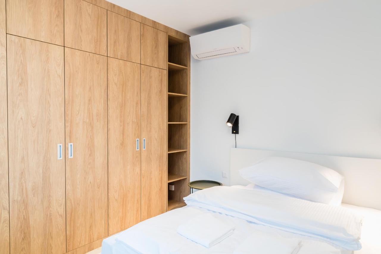 City Castle Apartments Free Parking ブラチスラヴァ エクステリア 写真