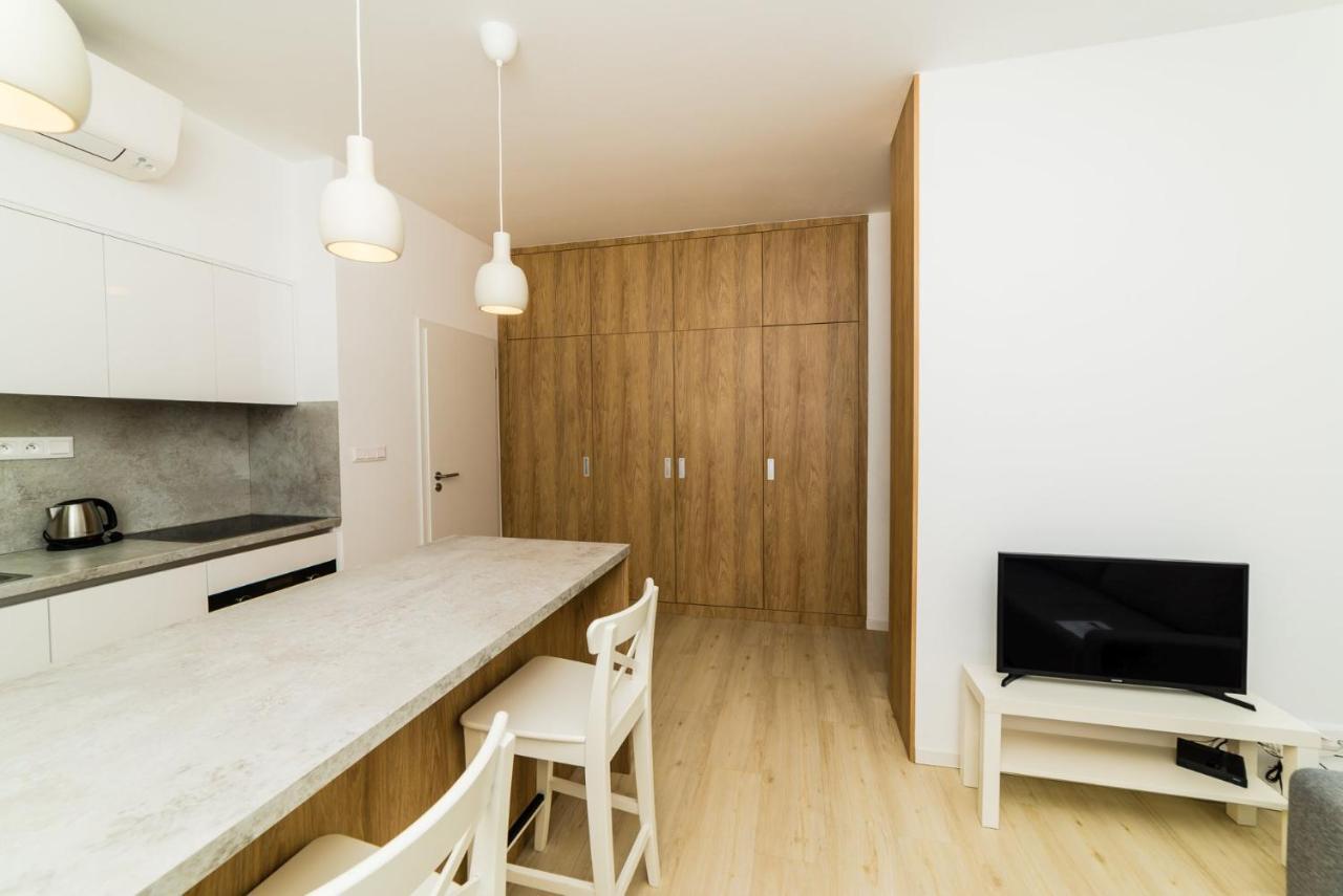 City Castle Apartments Free Parking ブラチスラヴァ エクステリア 写真