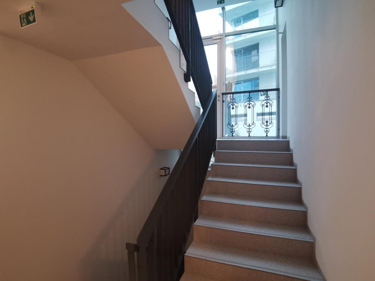 City Castle Apartments Free Parking ブラチスラヴァ エクステリア 写真
